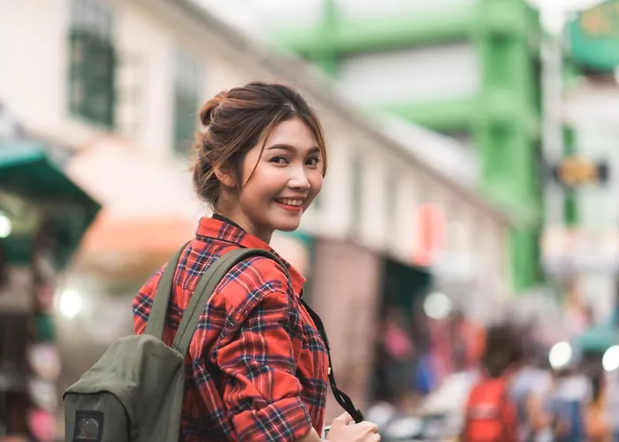 Em Sukhumvit - Near Terminal 21, Em District Malls, Bts And Mrt Lines 3*