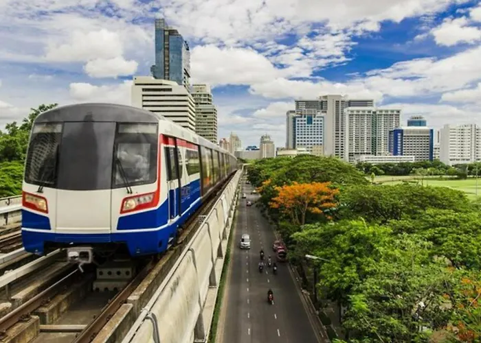 Em Sukhumvit - Near Terminal 21, Em District Malls, Bts And Mrt Lines 3* Bangkok