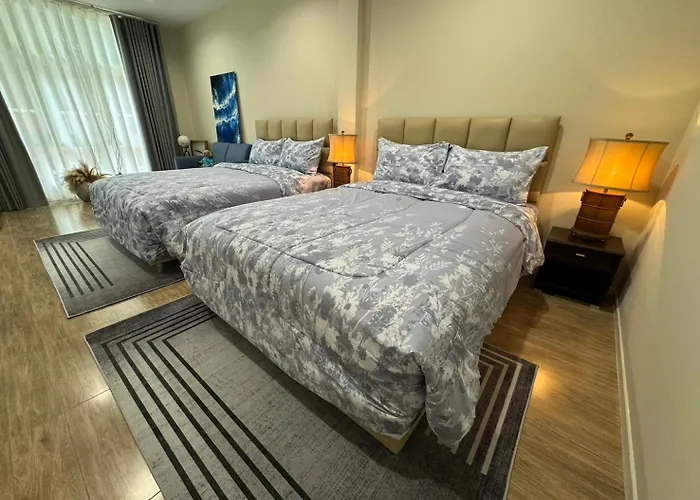 Em Sukhumvit - Near Terminal 21, Em District Malls, Bts And Mrt Lines 3* Bangkok