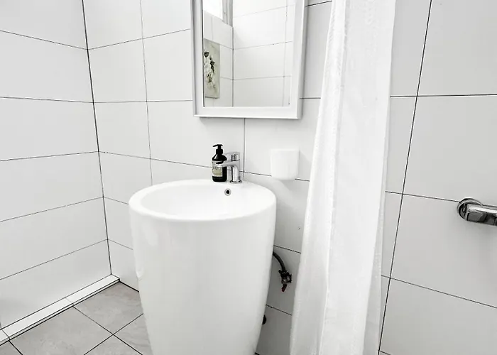 Em Sukhumvit - Near Terminal 21, Em District Malls, Bts And Mrt Lines Bangkok